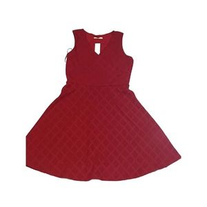 Le Lis V Neck Dress Women Sleeveless Fit & Flare Red Avelene Textured Knit Large